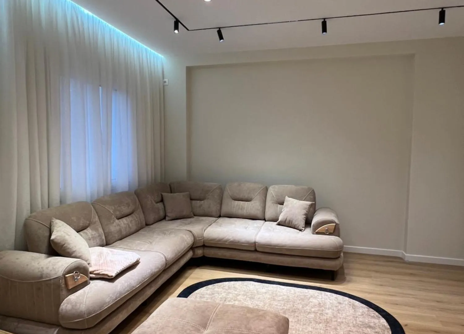 Cozy Home 2 Tirana