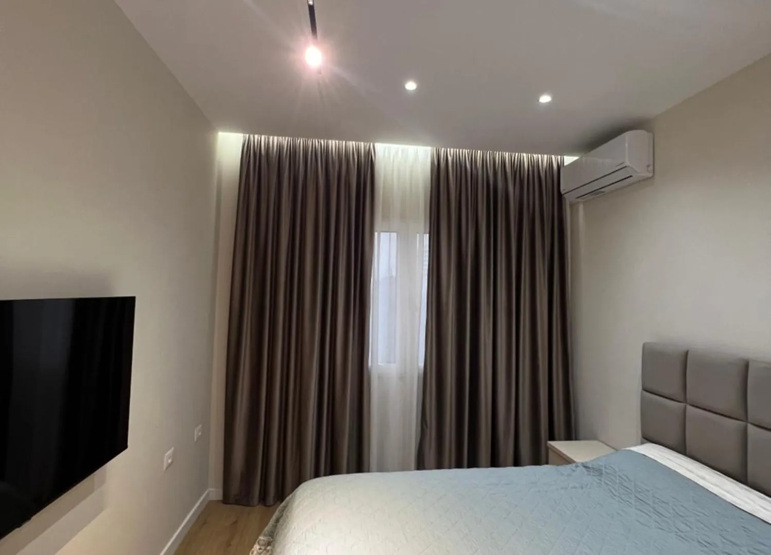 Cozy Home 2 Tirana Apartman